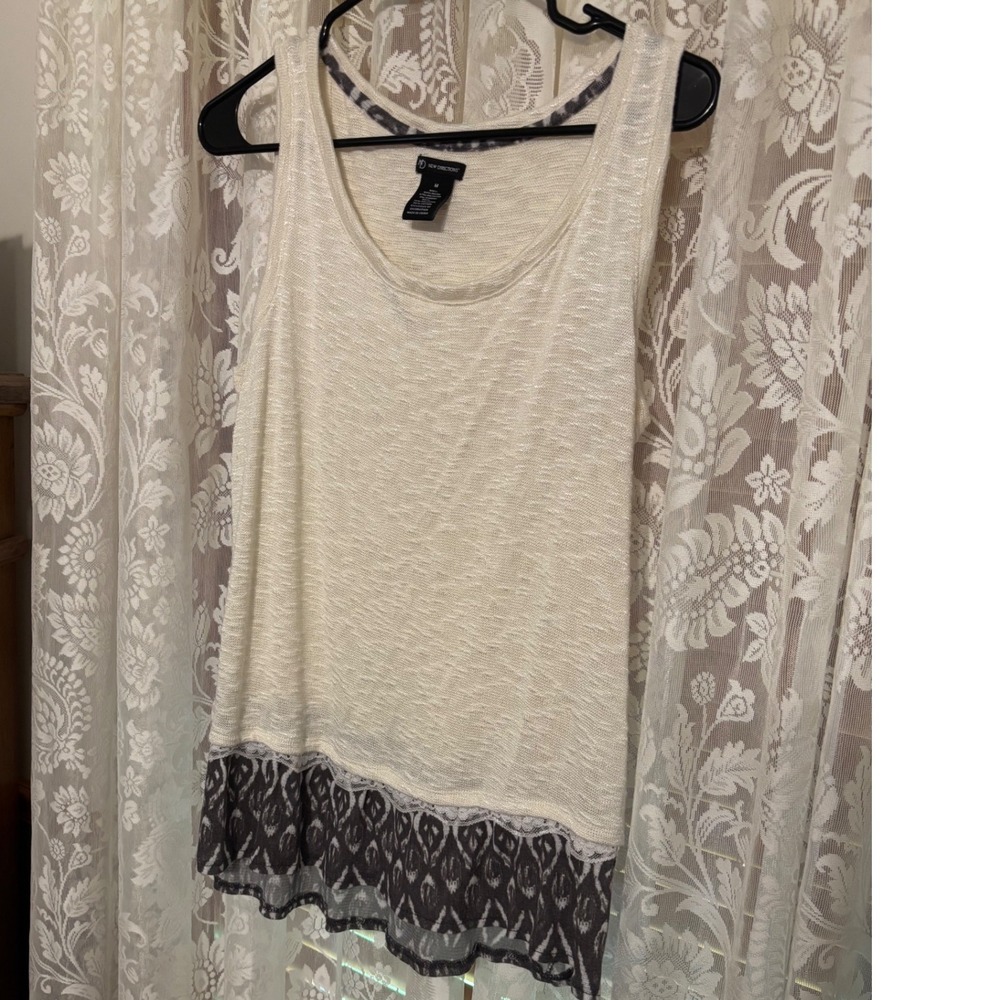 New Directions Knit Tank Top Black Lace‎ Trim Rayon Blend Casual Top Medium EUC